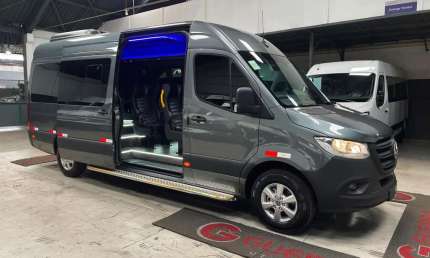 Mercedes-benz sprinter 417 ext. l. t.a 2025 19 lugares executiva