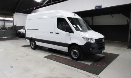Mercedes-benz sprinter 417 t.a. longa furgão 10,5m³ 2024 - f42aup3