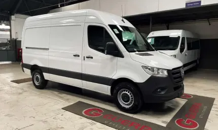 Mercedes-benz sprinter 417 t.a longa 2025 furgão - f42a up1j