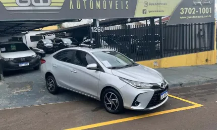 Toyota yaris xls sedan 1.5 flex automático (cvt) 2023