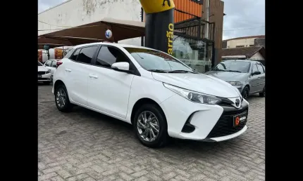 Toyota yaris ha xs15 2024