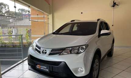 Toyota rav4 20l 4x2 2015