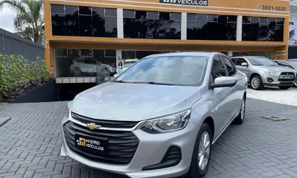 Chevrolet onix plus 10tat lt1 2023