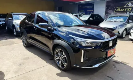 Fiat fastback impetus 200 turbo híbrido