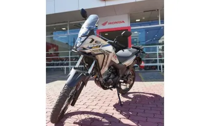 Honda xre 300 sahara adventure 2024
