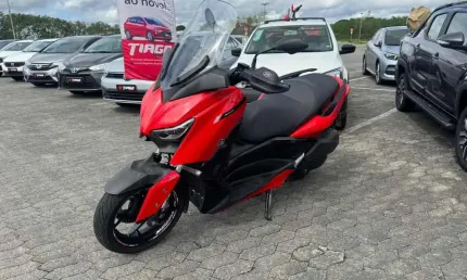 Yamaha xmax 2023