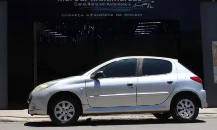 Peugeot 207hb xr s 2010