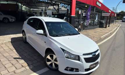 Gm - cruze 1.8 lt sport6 flex manual - 2013
