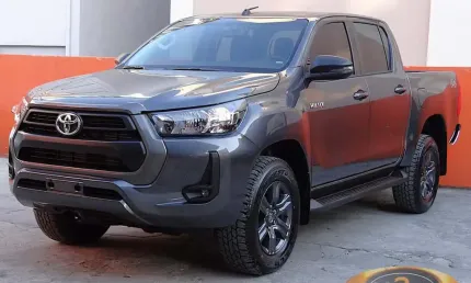Toyota hilux 2.8 sr 4x4 cd 16v diesel 4p automatico 2025