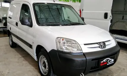 Peugeot partner 1.6 furgão 800kg 16v flex 3p manual