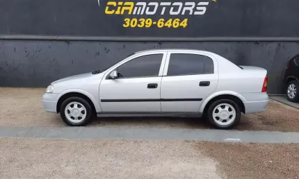 Chevrolet astra gls 2000