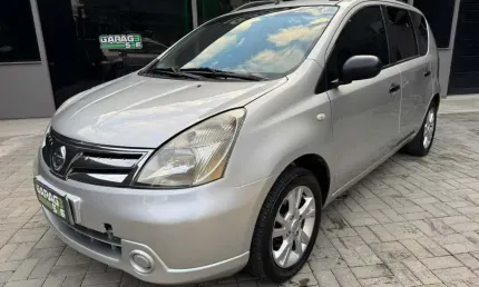 Nissan livina 16s 2011