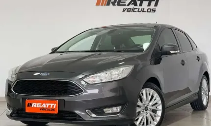Ford focus sedan at 2.0  2018