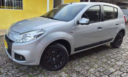Sandero expression 1.6 8v flex 2012