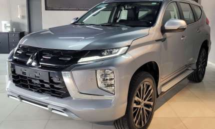 Mitsubishi pajero sport legend 2.4