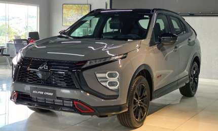 Mitsubishi eclipse cross hpe-s black