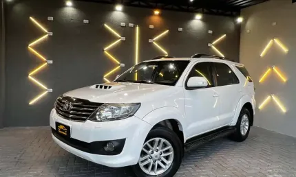 Toyota hiluxsw4 srv4x4 2012