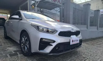 Kia cerato ff sx2.0 at 2020 prata