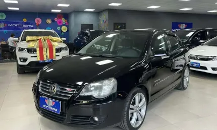 Volkswagen polo sedan 1.6 comfor 2011