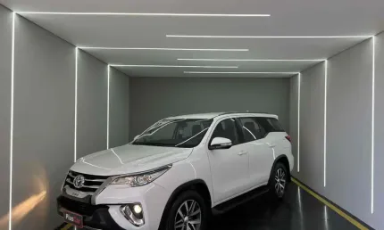 Toyota hilux sw4 2017 2.7 sr 7 lugares 4x2 16v flex 4p automático