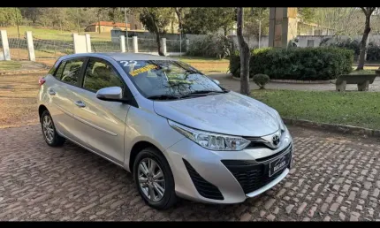 Toyota yaris hatch 1.5 16v 4p flex xl plus connect multidrive automático cvt