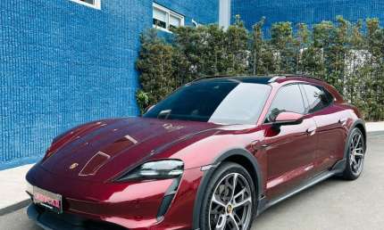 Porsche taycan 4 cross turismo