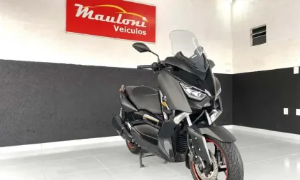 Yamaha xmax 2022