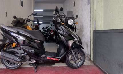 Honda elite 125  impecavel com 13.000km
