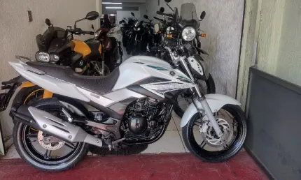 Yamaha ys 250 fazer blueflex em otimo estado