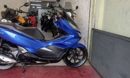 Honda pcx 150 cbs em otimo estado de  com apenas 19.000km