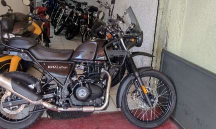 Royal enfield himalayan efi abs com apenas  20.000km