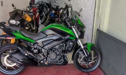 Bajaj dominar 400 abs impecavel com apenas 8.000km