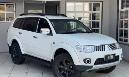 Mitsubishi pajero dakar d 2013