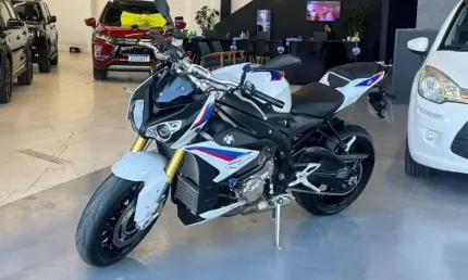 Bmw s1000 r 2020