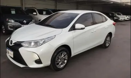 Toyota yaris sa xs15 2023