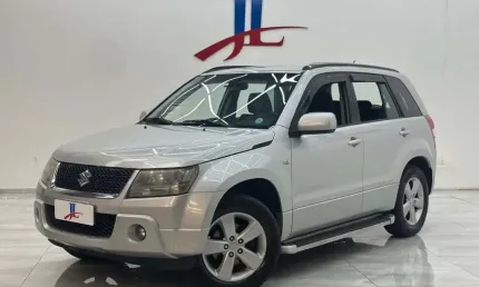 Suzuki grand vitara 2wd 4x2 2.0 16v 4p 2011