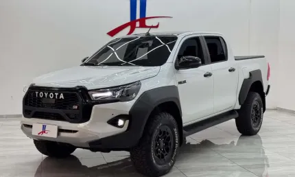 Toyota hilux cdgrsa4nd 2024