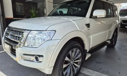 Mitsubishi pajero full gasolina automático