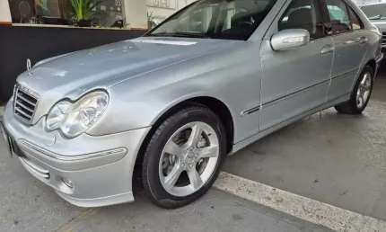 Mercedes benz c-230 gasolina automático