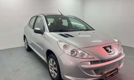 Peugeot 207 xr 1.4 flex 8v 5p