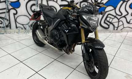Honda cb1000r - 9mil km - laudo aprovado! único dono!