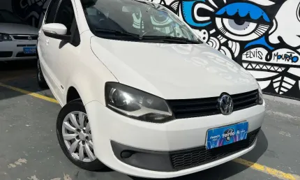 Volkswagen fox trend 1.0 flex 2013 - baixo km - completão!!!