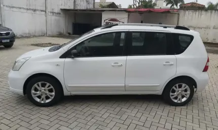 Nissan livina s 1.8 16v flex fuel aut.