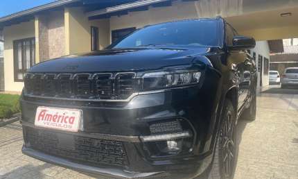 Jeep/commander black hurricane 4x4 2025