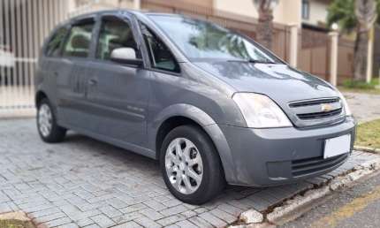 Meriva 1.4 completa  série especial ((collection)) ano 2012 carro impecável