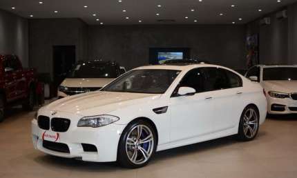 Bmw m5 4.4 v8 32v gasolina 4p automatico