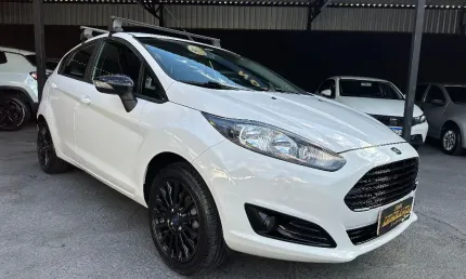 Ford fiesta sel style 1.6 manual 2017 - periciado