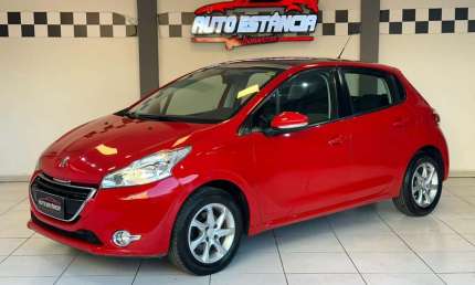Peugeot 208 allure 2015