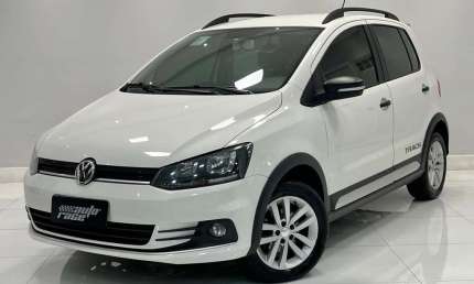 Volkswagen novo fox track me 2016