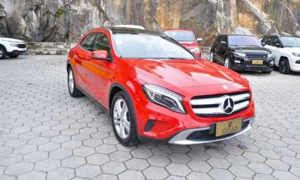Mercedes-benz gla 200 vision 1.6 turbo at - vermelha - 2015/2015